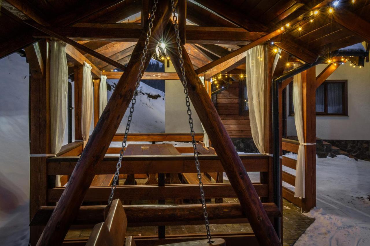 Cottage Chalet-Tiara Slavske Ngoại thất bức ảnh